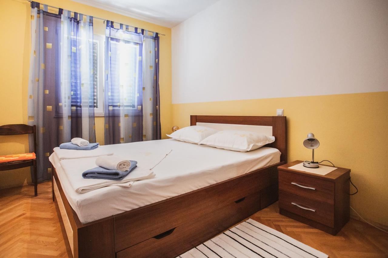 Comfort Sea View Apartment Dugi Rat Bagian luar foto