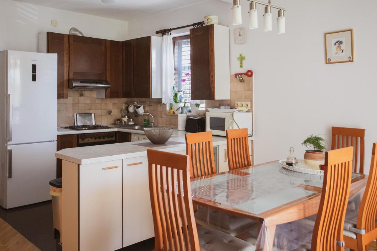 Comfort Sea View Apartment Dugi Rat Bagian luar foto