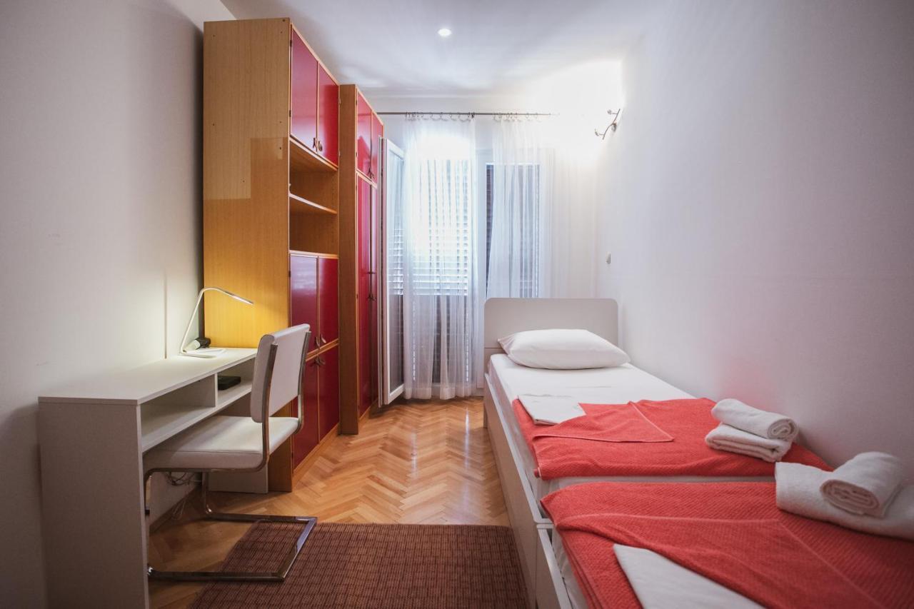 Comfort Sea View Apartment Dugi Rat Bagian luar foto