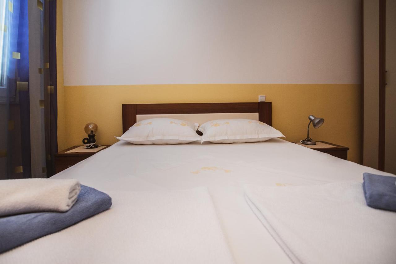 Comfort Sea View Apartment Dugi Rat Bagian luar foto