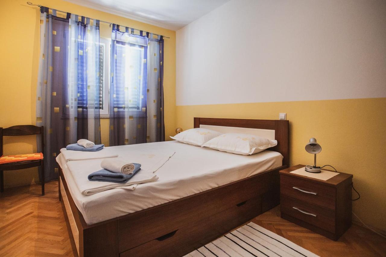 Comfort Sea View Apartment Dugi Rat Bagian luar foto